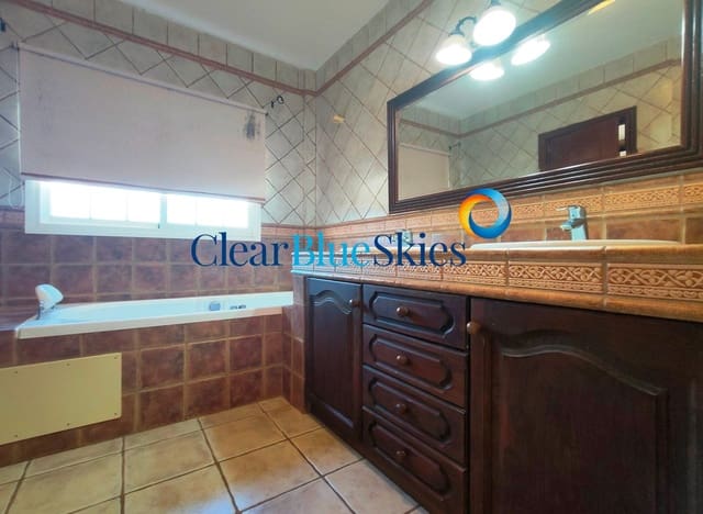 4 slaapkamer Villa te koop in Golf del Sur, San Miguel de Abona met zwembad garage - € 1.600.000 (Ref: 8846606)