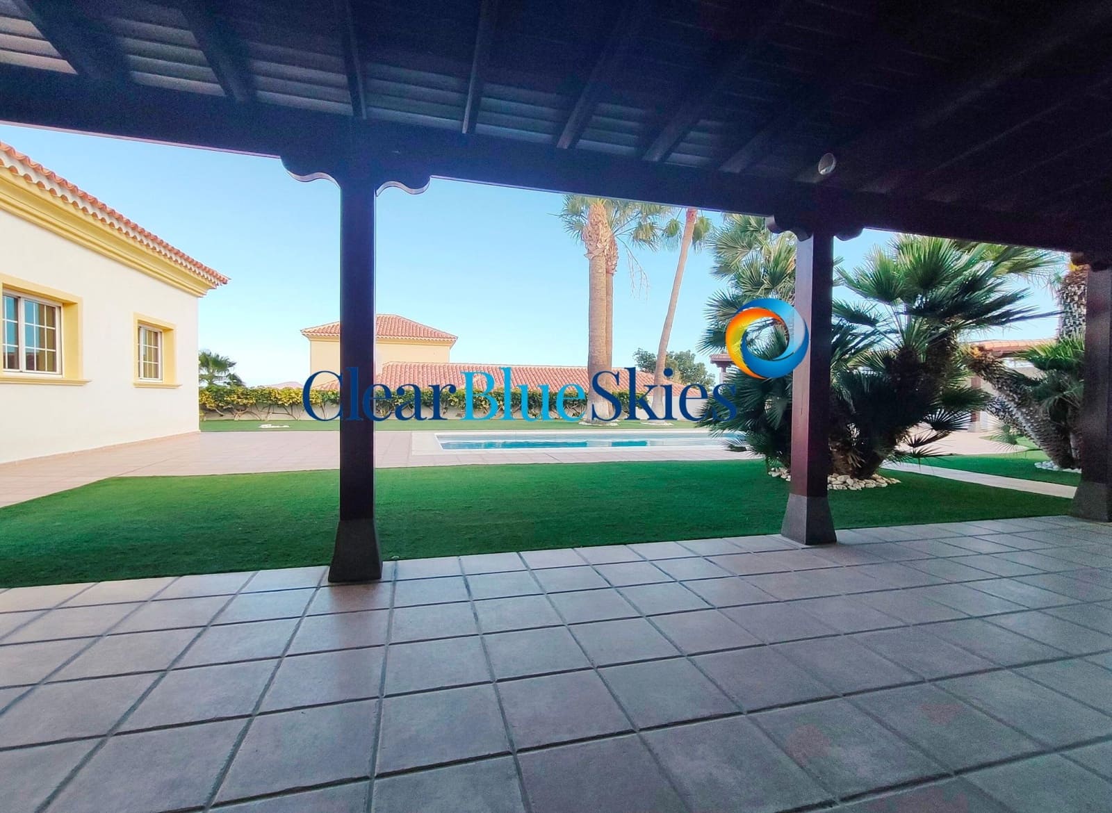 4 soveværelse Villa til salg i Golf del Sur med swimmingpool garage - € 1.600.000 (Ref: 8846606)