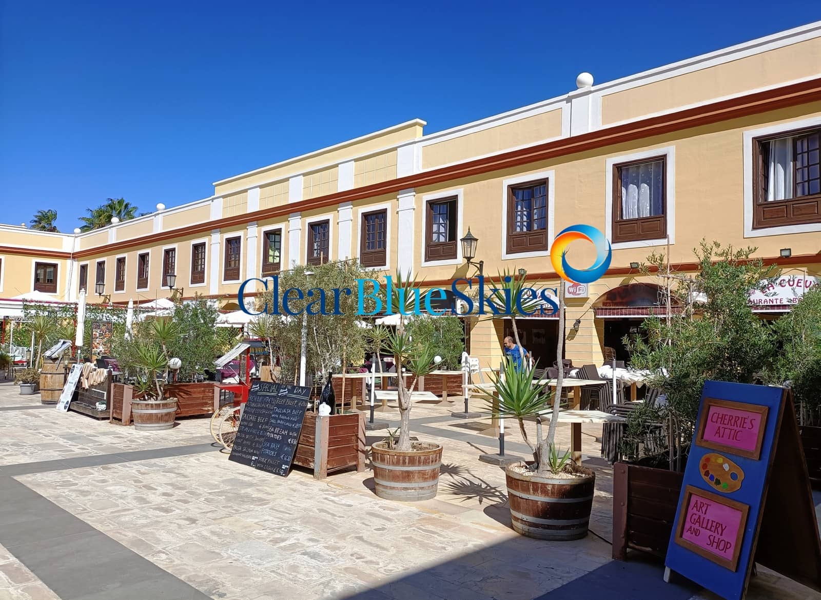 4 soveværelse Villa til salg i Golf del Sur med swimmingpool garage - € 1.600.000 (Ref: 8846606)