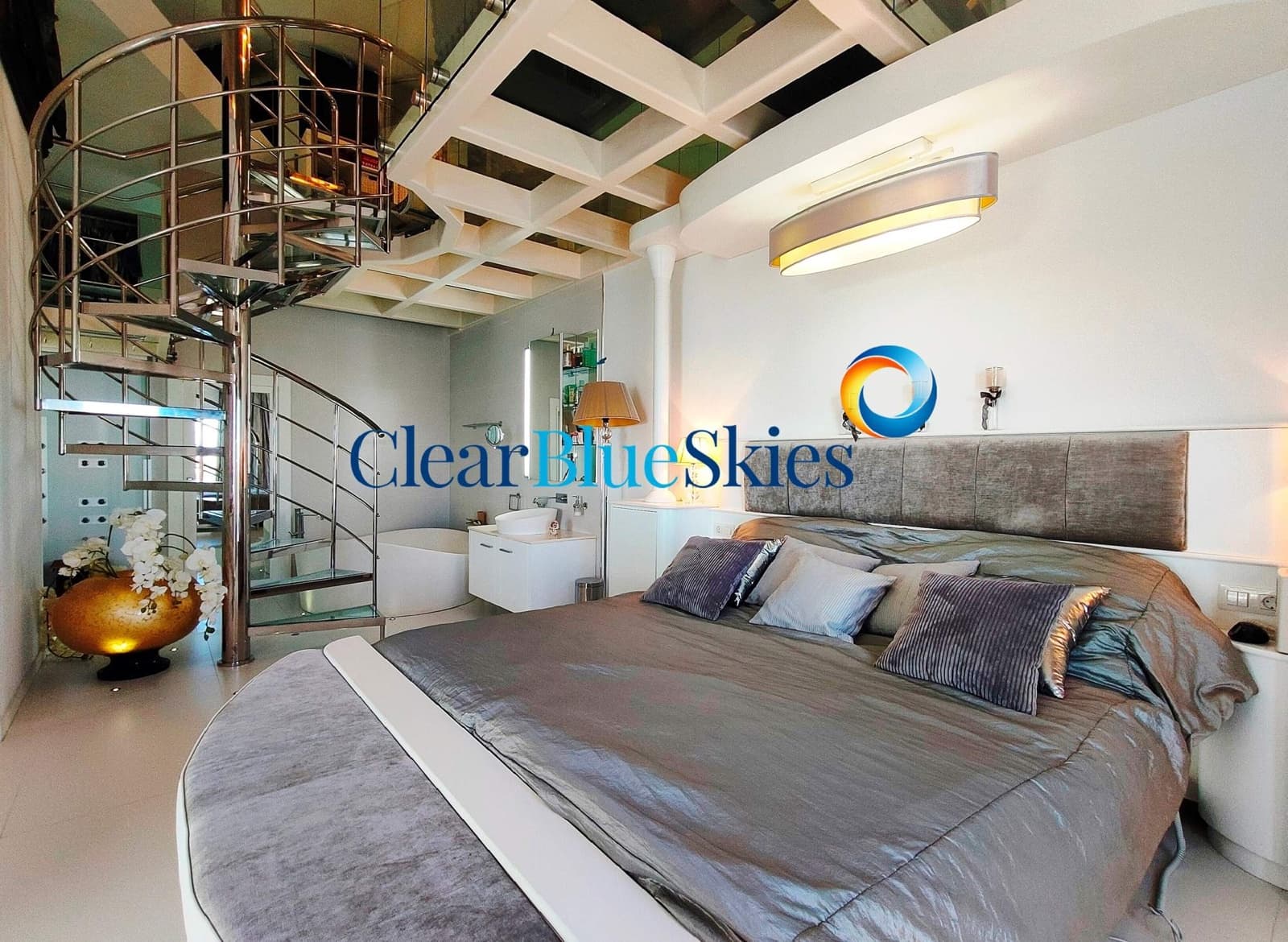 1 bedroom Penthouse for sale in Costa Adeje with pool garage - € 1,595,000 (Ref: 8856693)