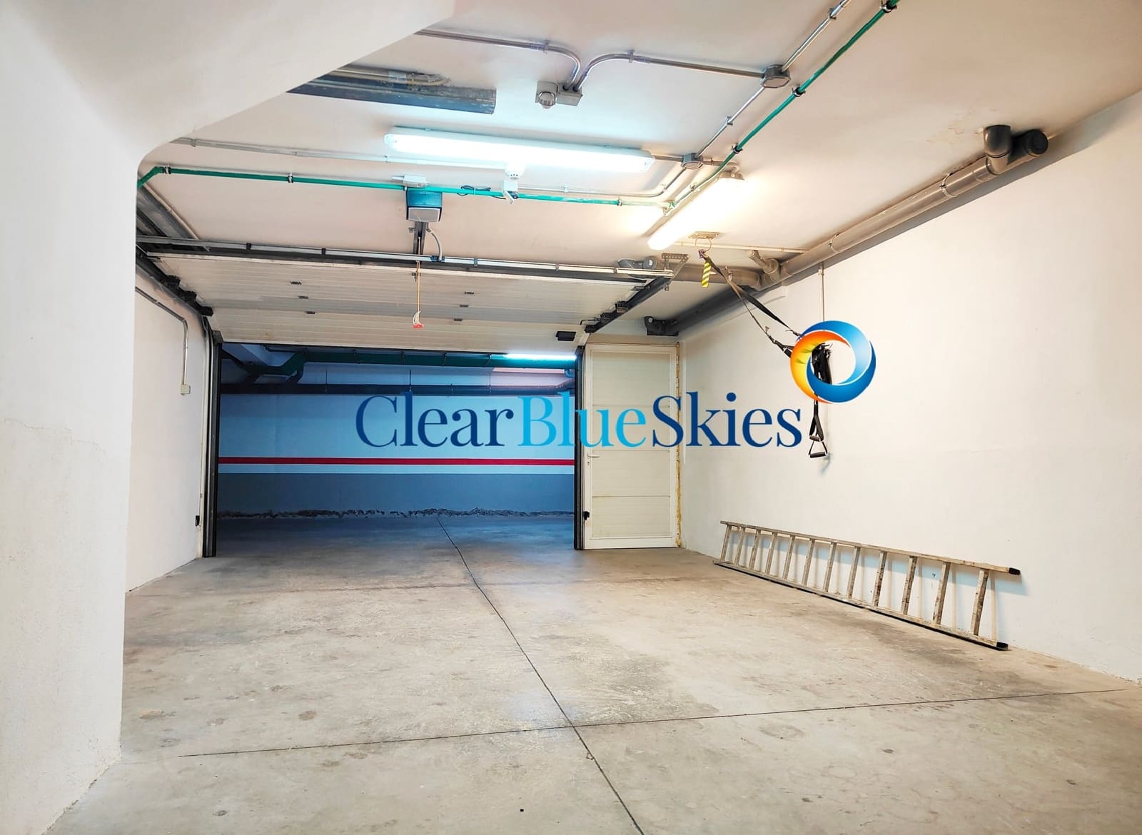 3 quarto Casa em Banda para venda em El Madronal com garagem - 460 000 € (Ref: 8895861)