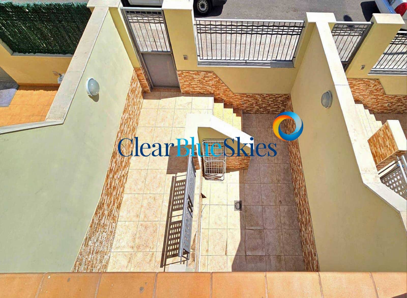 3 slaapkamer Huis te koop in El Madronal met garage - € 600.000 (Ref: 8942512)