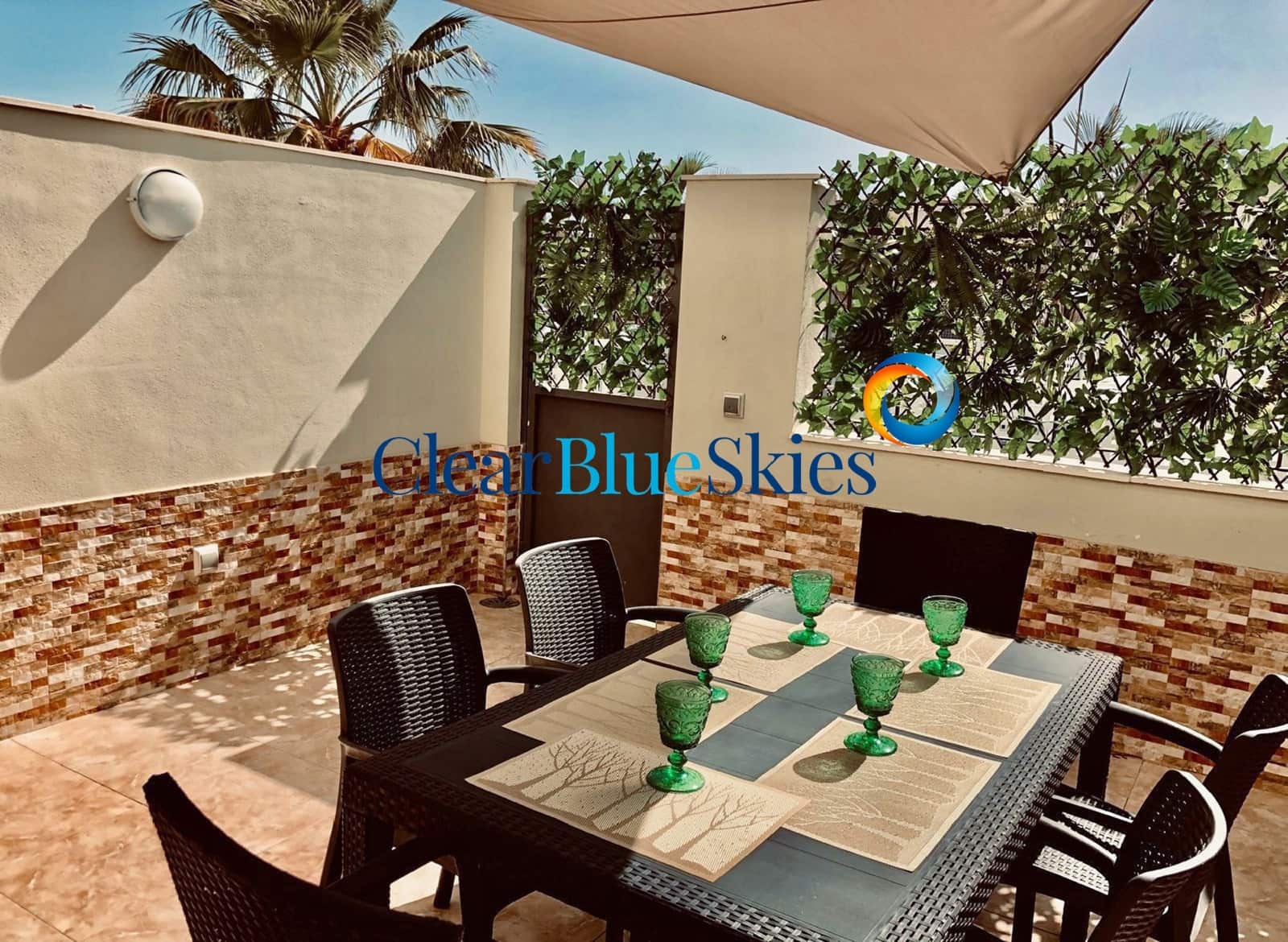 3 slaapkamer Huis te koop in El Madronal met garage - € 600.000 (Ref: 8942512)