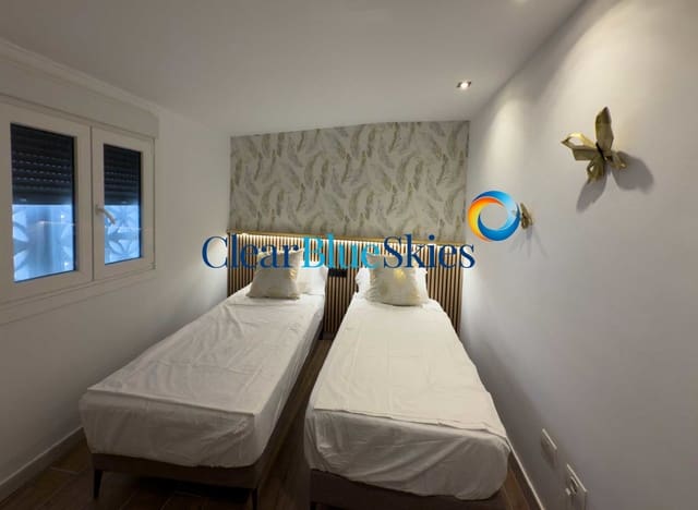 2 chambre Appartement à vendre à Los Cristianos, Arona avec garage - 750 000 € (Ref: 8953469)