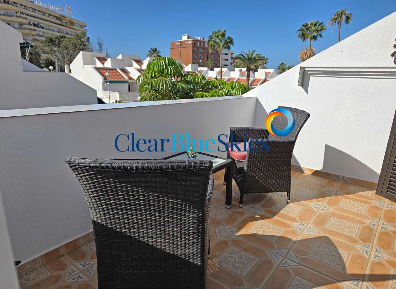 2 quarto Moradia Geminada para venda em Costa Adeje com piscina garagem - 550 000 € (Ref: 8977679)