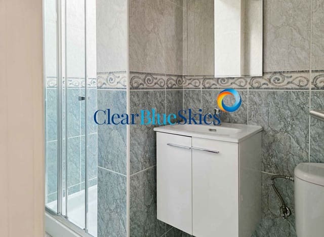 2 quarto Moradia Geminada para venda em Torviscas Bajo, Adeje com piscina garagem - 550 000 € (Ref: 8977679)