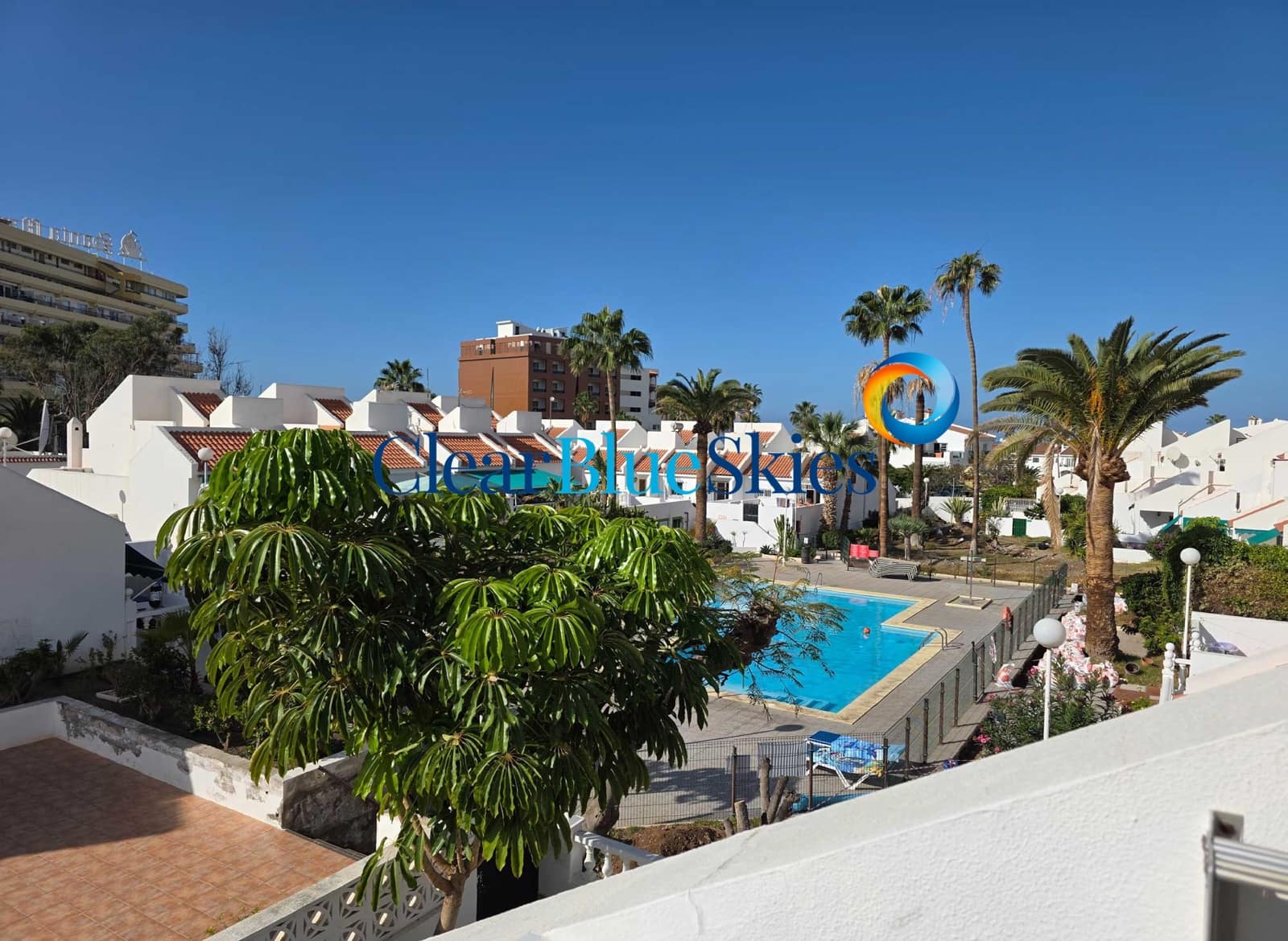 2 quarto Moradia Geminada para venda em Costa Adeje com piscina garagem - 550 000 € (Ref: 8977679)