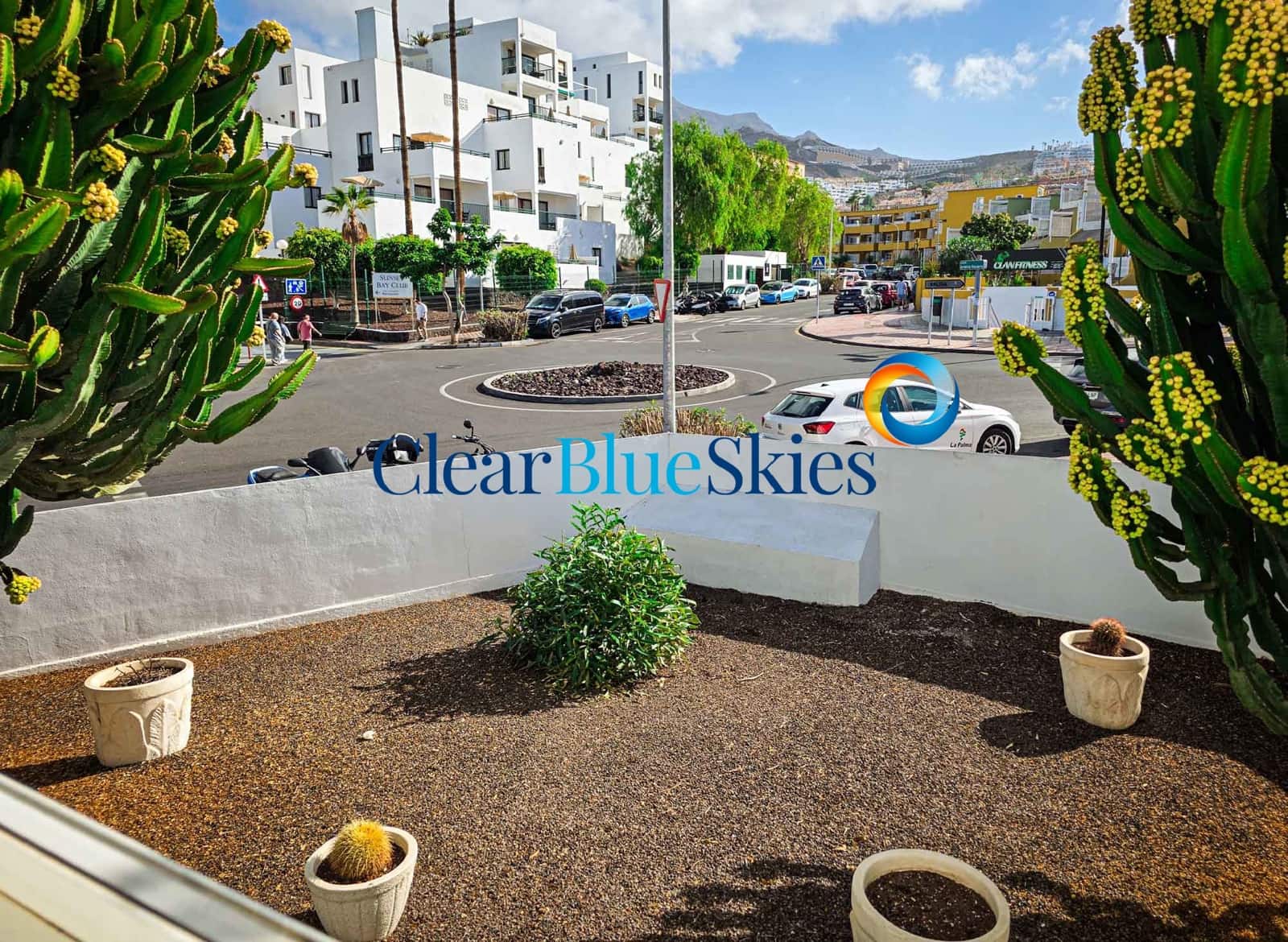 2 quarto Moradia Geminada para venda em Costa Adeje com piscina garagem - 550 000 € (Ref: 8977679)