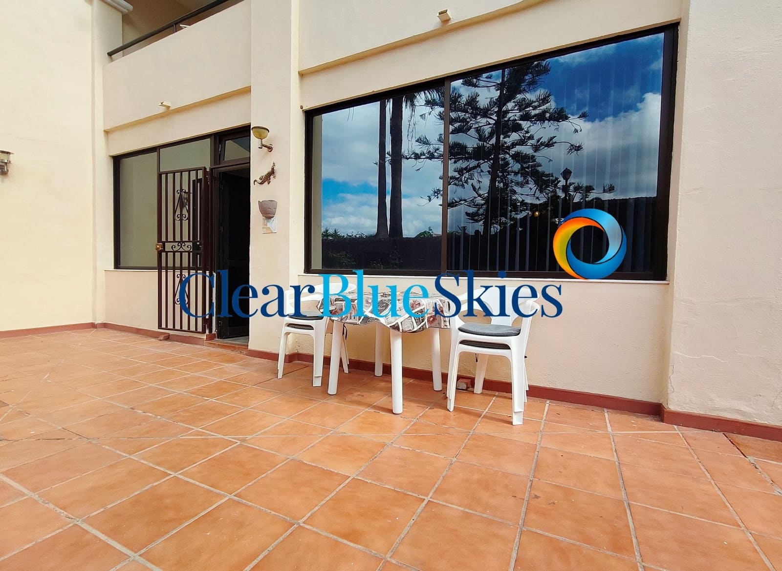 2 slaapkamer Appartement te koop in Los Cristianos met zwembad garage - € 315.000 (Ref: 8990246)