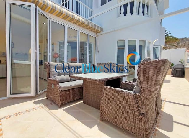 5 soverom Villa til salgs i Torviscas, Adeje med svømmebasseng garasje - € 699 500 (Ref: 9031239)