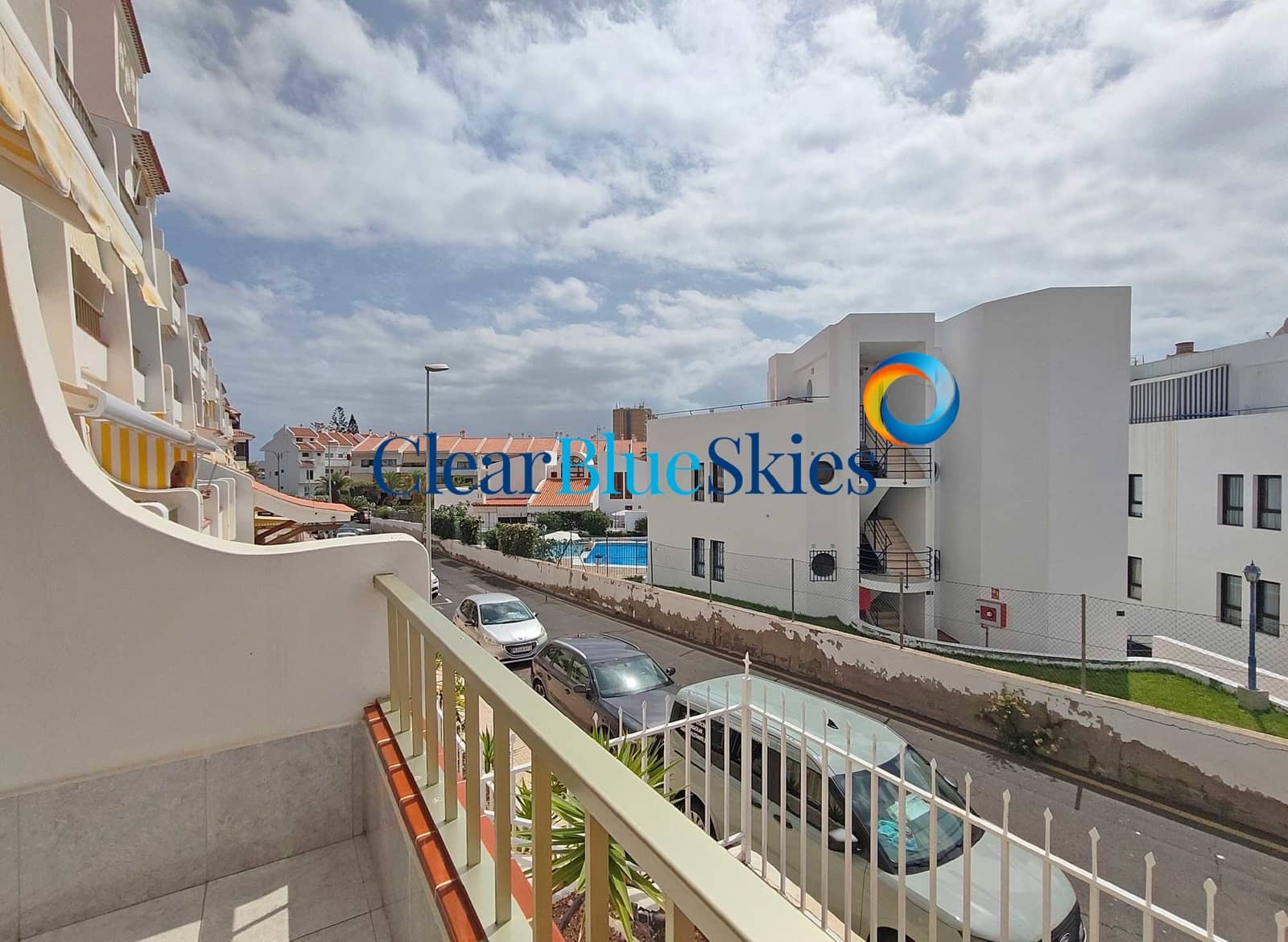 1 soverom Leilighet til salgs i Los Cristianos med svømmebasseng garasje - € 239 000 (Ref: 9033519)