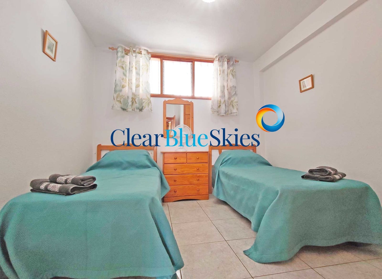 1 soverom Leilighet til salgs i Los Cristianos med svømmebasseng garasje - € 239 000 (Ref: 9033519)