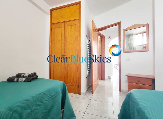 1 chambre Appartement à vendre à Los Cristianos, Arona avec piscine garage - 239 000 € (Ref: 9033519)