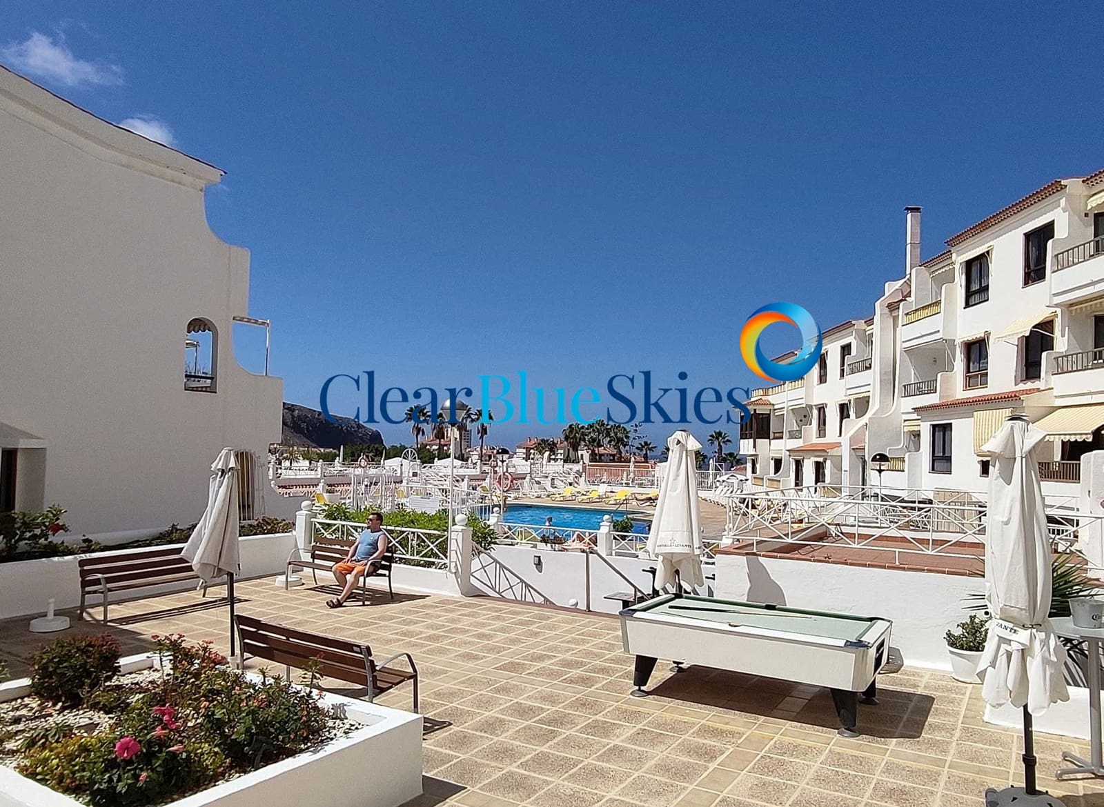 1 soverom Leilighet til salgs i Los Cristianos med svømmebasseng garasje - € 239 000 (Ref: 9033519)