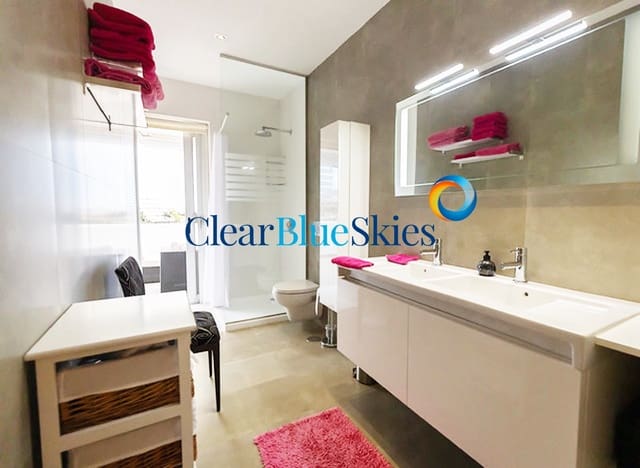 3 sovrum Takvåning till salu i La Caleta, Valverde med garage - 1 650 000 € (Ref: 9094683)