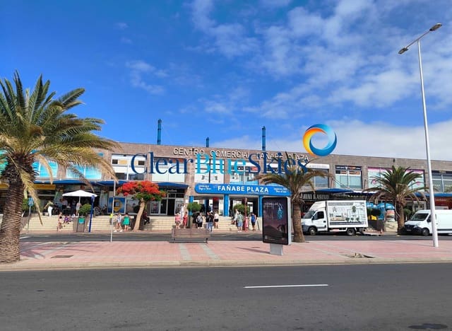 Erhverv til salg i Playa Fañabe, Adeje - € 440.000 (Ref: 9131897)