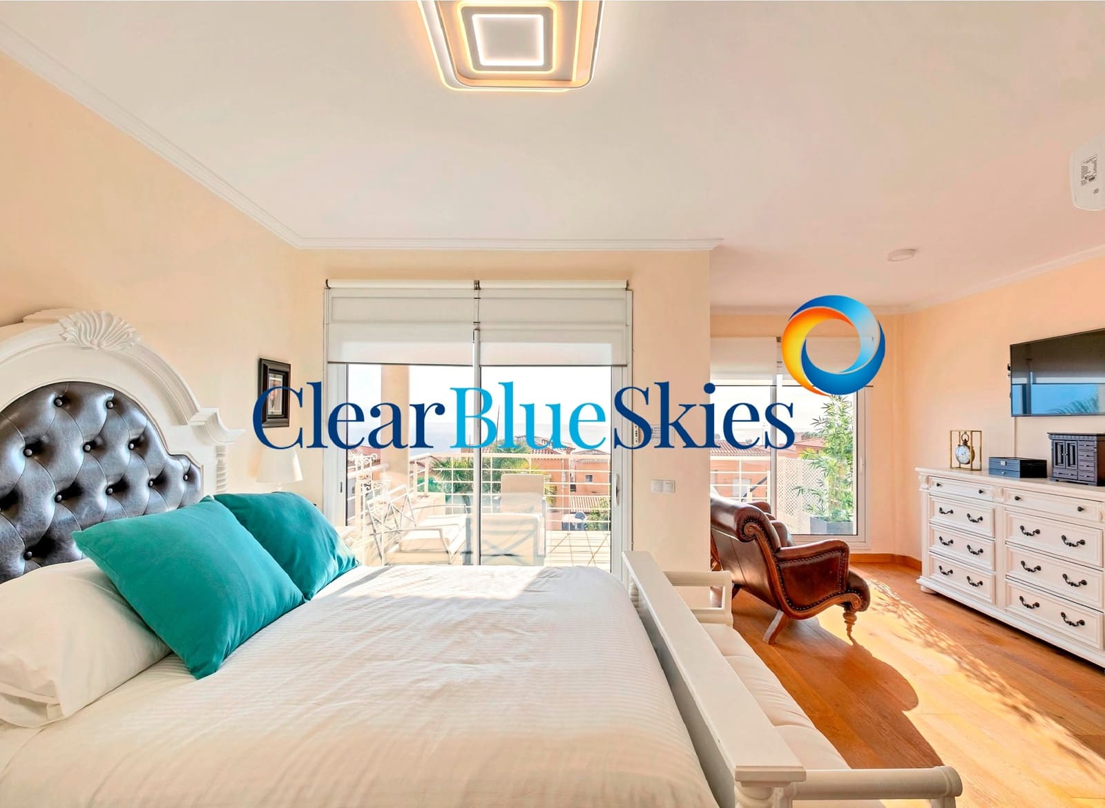 4 quarto Moradia para venda em Puerto Santiago com piscina garagem - 1 125 000 € (Ref: 9133860)