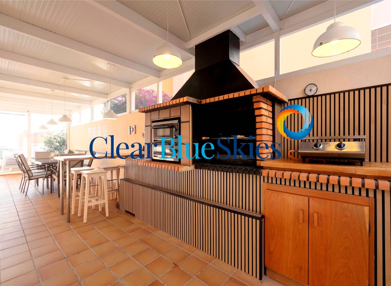 4 quarto Moradia para venda em Puerto Santiago com piscina garagem - 1 125 000 € (Ref: 9133860)