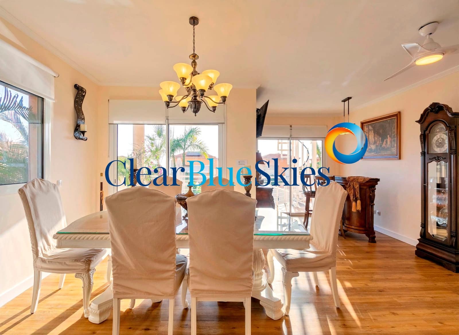 4 quarto Moradia para venda em Puerto Santiago com piscina garagem - 1 125 000 € (Ref: 9133860)