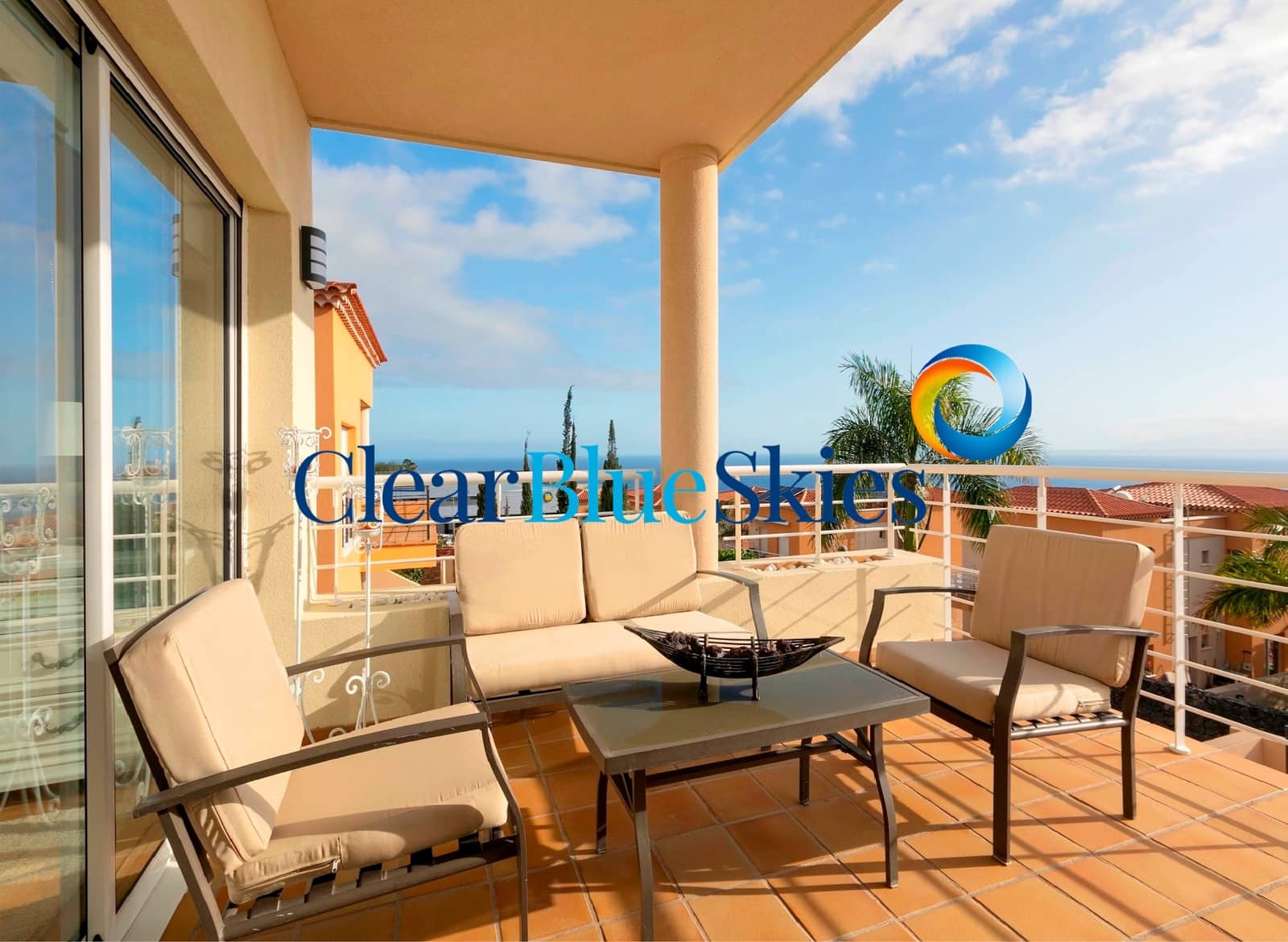 4 quarto Moradia para venda em Puerto Santiago com piscina garagem - 1 125 000 € (Ref: 9133860)