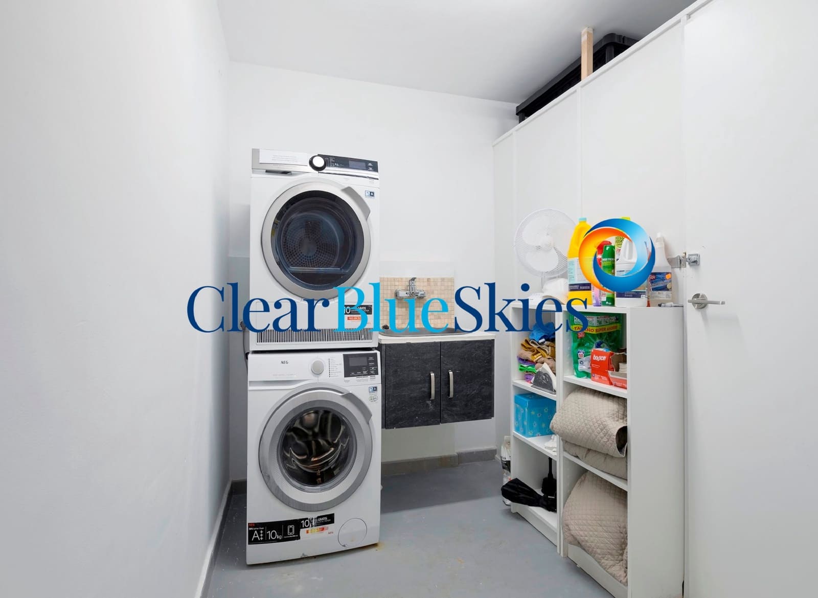 4 quarto Moradia para venda em Puerto Santiago com piscina garagem - 1 125 000 € (Ref: 9133860)