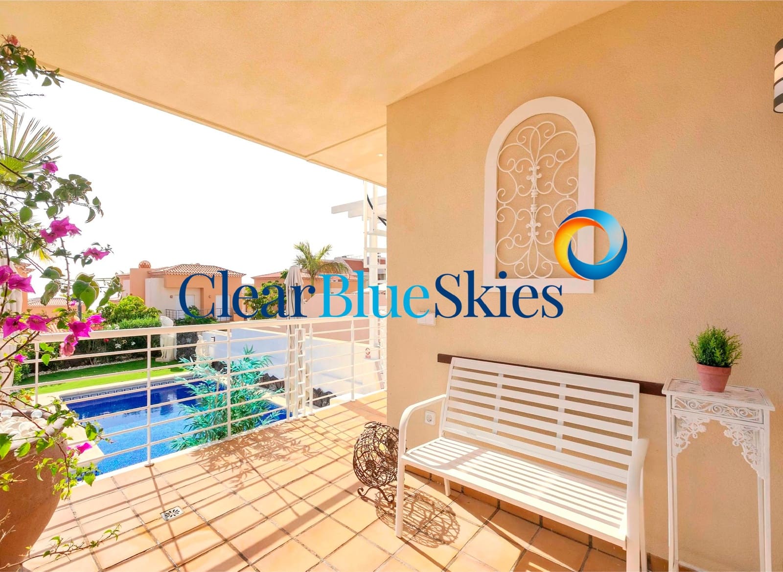 4 quarto Moradia para venda em Puerto Santiago com piscina garagem - 1 125 000 € (Ref: 9133860)