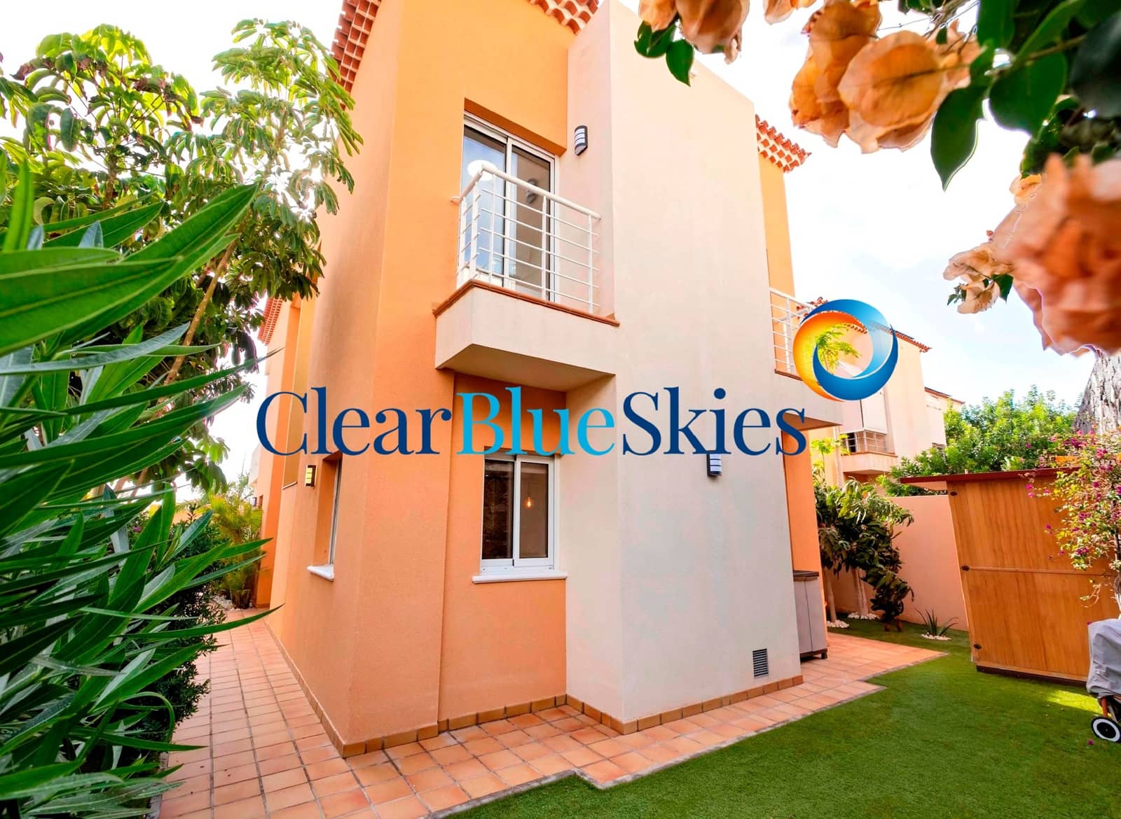 4 quarto Moradia para venda em Puerto Santiago com piscina garagem - 1 125 000 € (Ref: 9133860)