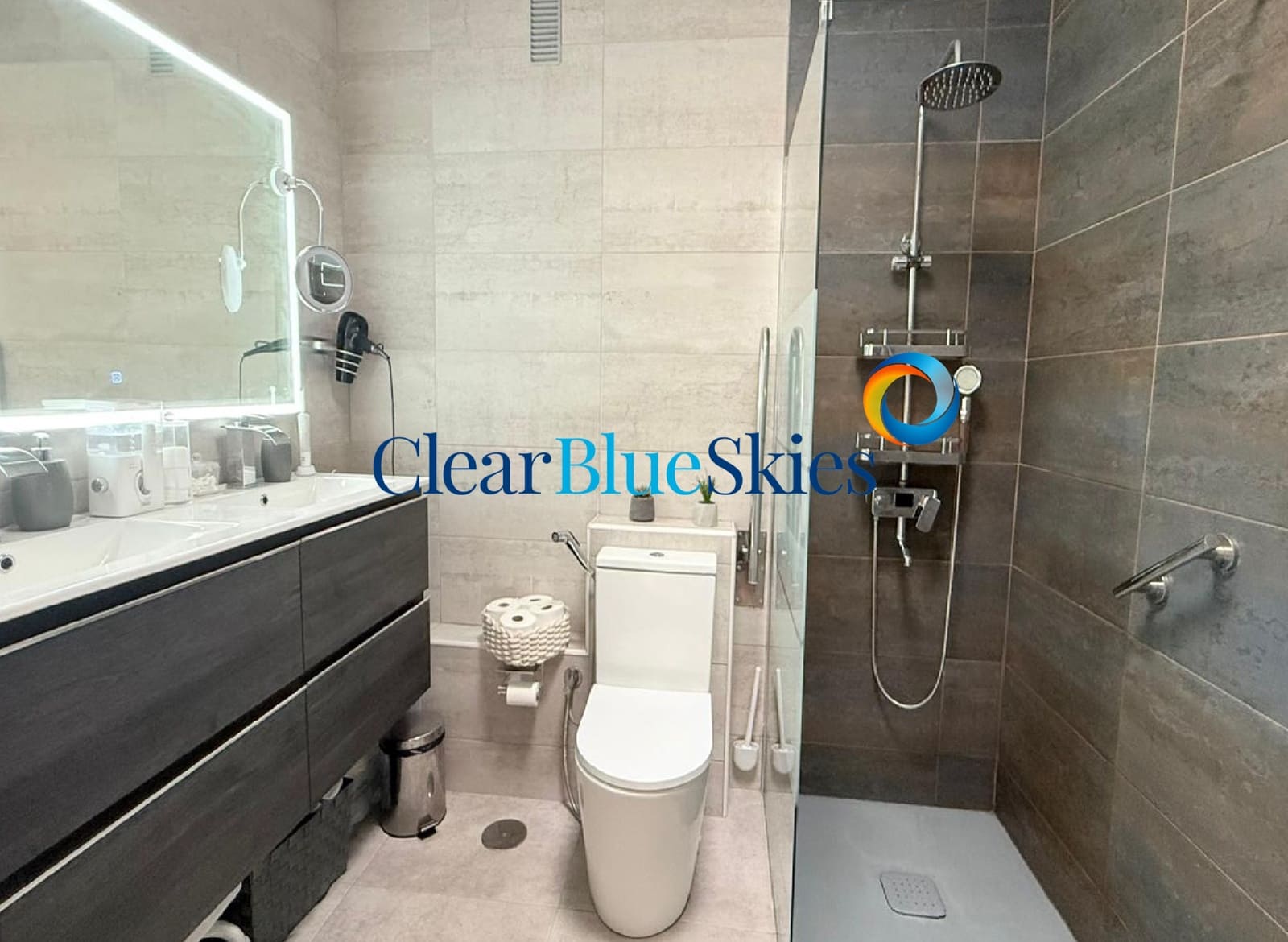 3 bedroom Apartment for sale in Adeje with garage - € 475,000 (Ref: 9136685)