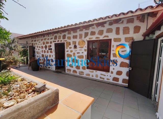 4 chambre Finca/Maison de Campagne à vendre à Granadilla de Abona avec piscine garage - 595 000 € (Ref: 9163370)
