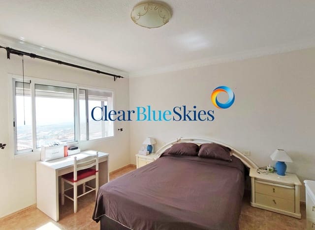 3 bedroom Townhouse for sale in Torviscas, Adeje with pool garage - € 580,000 (Ref: 9164770)