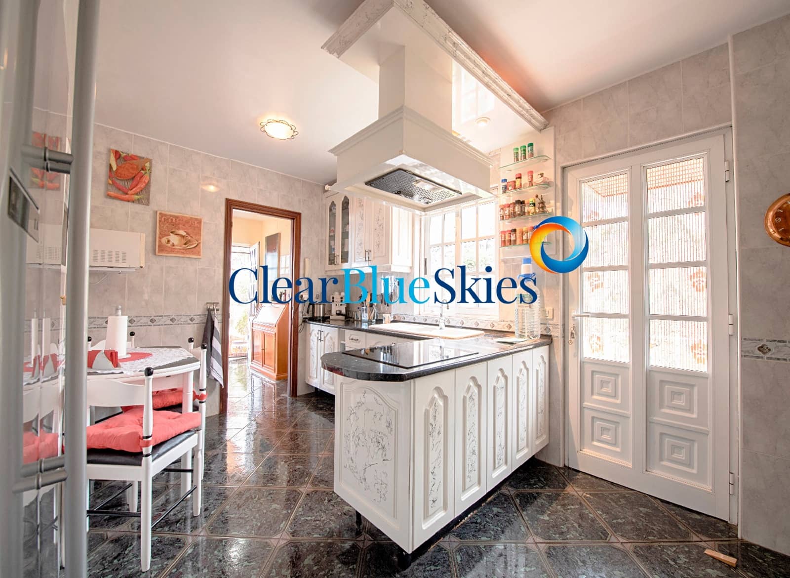 6 soveværelse Villa til salg i Tijoco Bajo med garage - € 750.000 (Ref: 9186335)