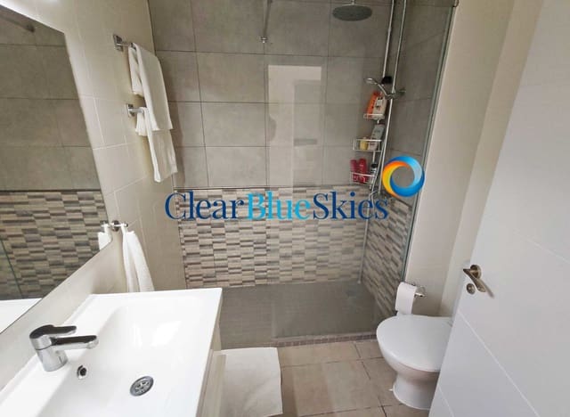 1 slaapkamer Appartement te koop in Playa Fañabe, Adeje met zwembad - € 275.000 (Ref: 9187834)