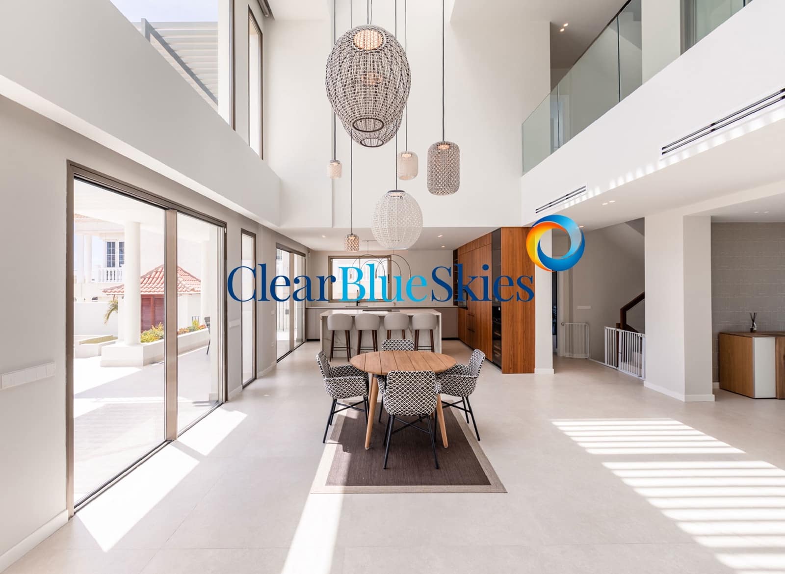 5 slaapkamer Villa te koop in Adeje met zwembad garage - € 4.750.000 (Ref: 9203309)