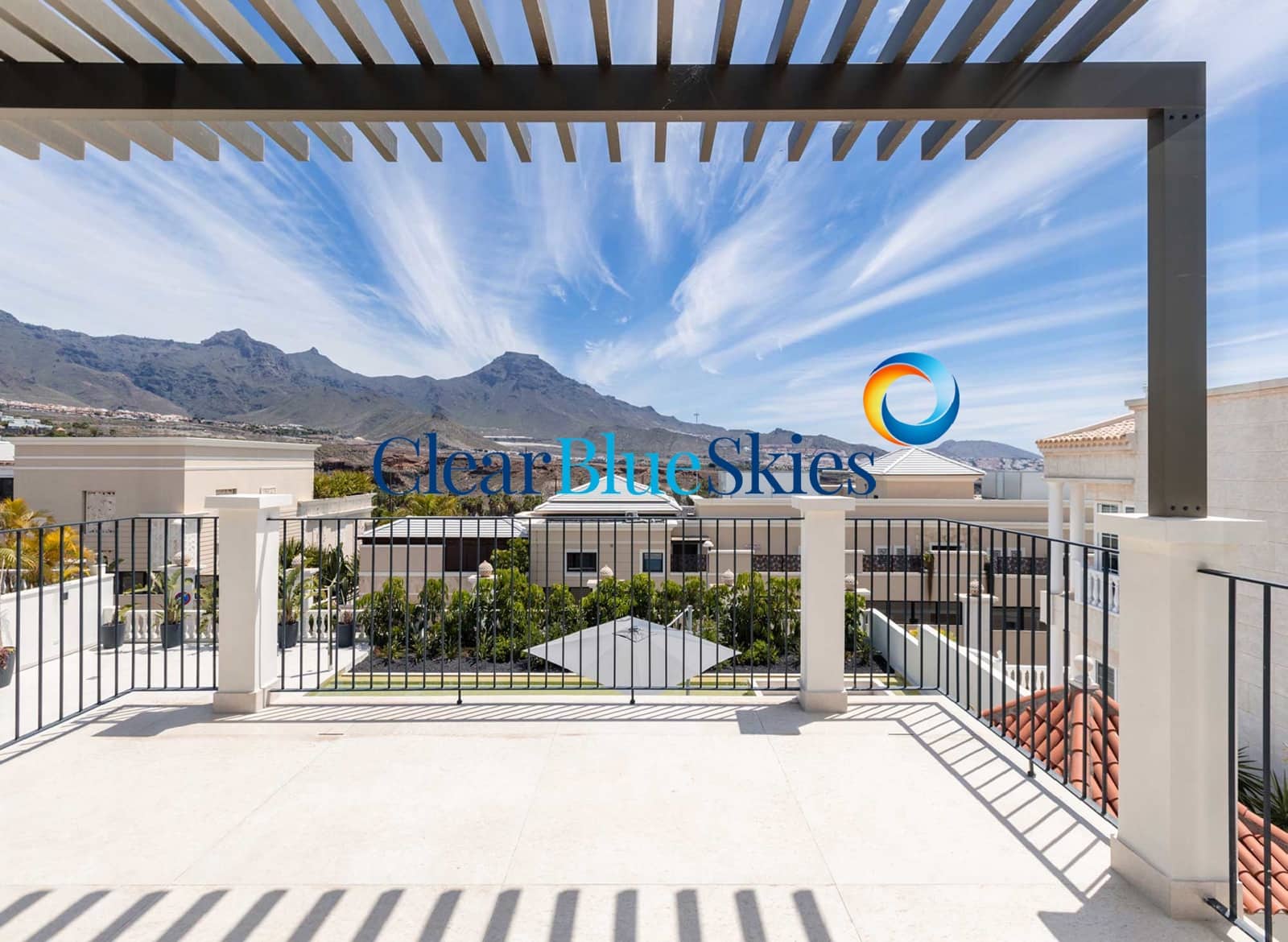 5 slaapkamer Villa te koop in Adeje met zwembad garage - € 4.750.000 (Ref: 9203309)