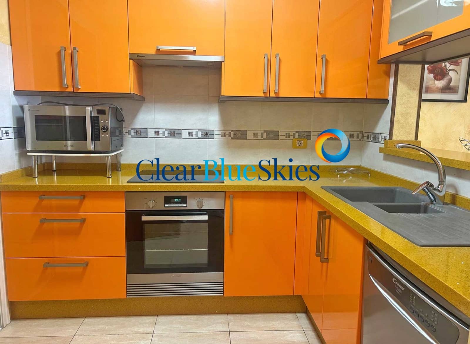 2 bedroom Apartment for sale in El Madronal with pool garage - € 469,000 (Ref: 9206091)