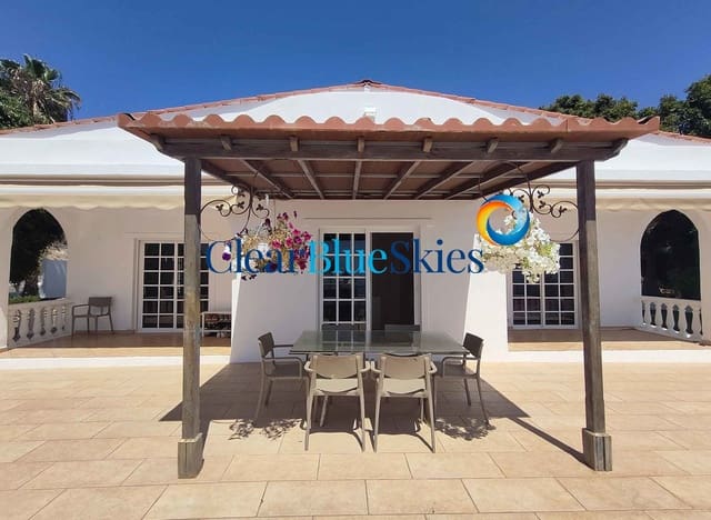 5 soveværelse Finca/Landehus til salg i Piedra Hincada, Guía de Isora med garage - € 977.000 (Ref: 9216660)