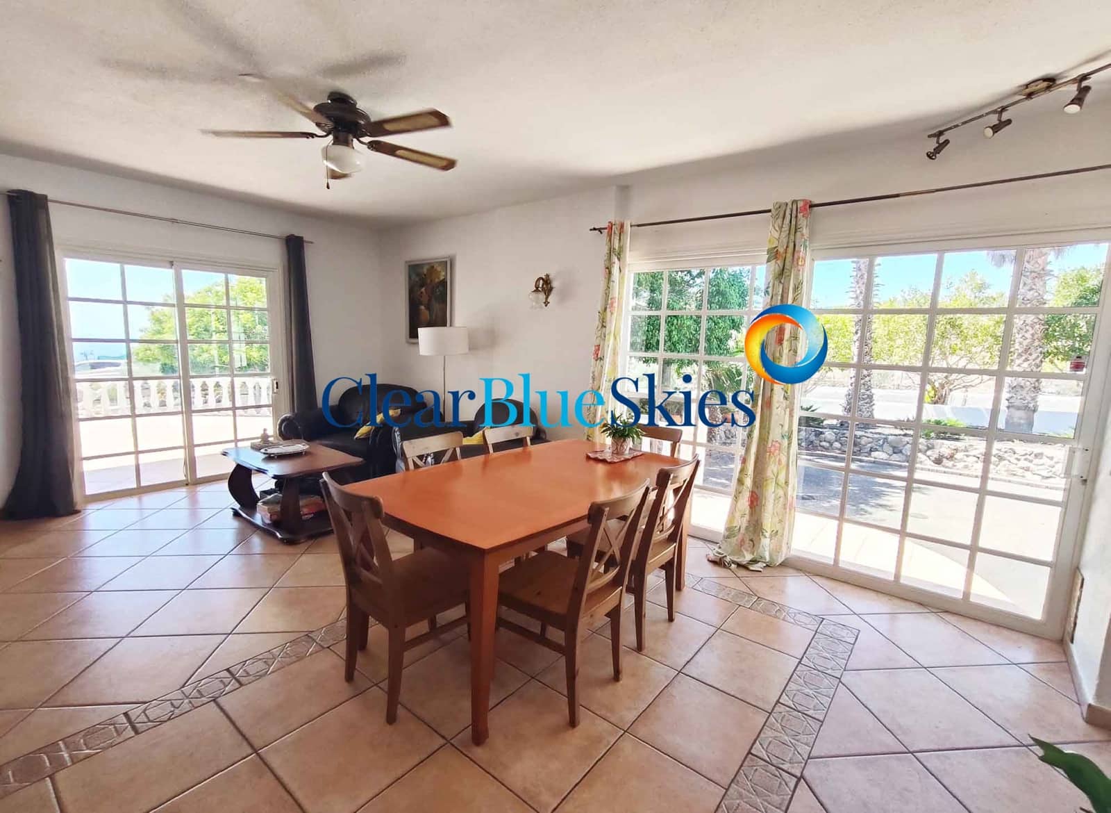 5 soveværelse Finca/Landehus til salg i Piedra Hincada med garage - € 977.000 (Ref: 9216660)