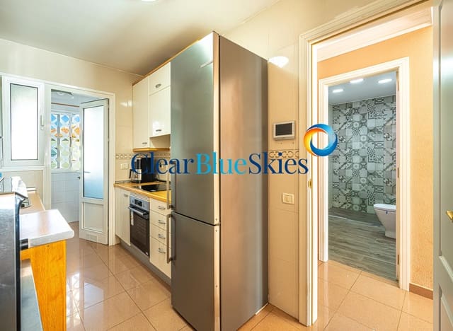 3 soverom Leilighet til salgs i Playa del Duque, Adeje med garasje - € 849 000 (Ref: 9261834)