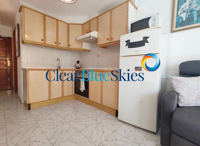 2 slaapkamer Appartement te koop in Playa de las Americas, Arona met zwembad garage - € 325.000 (Ref: 9275288)