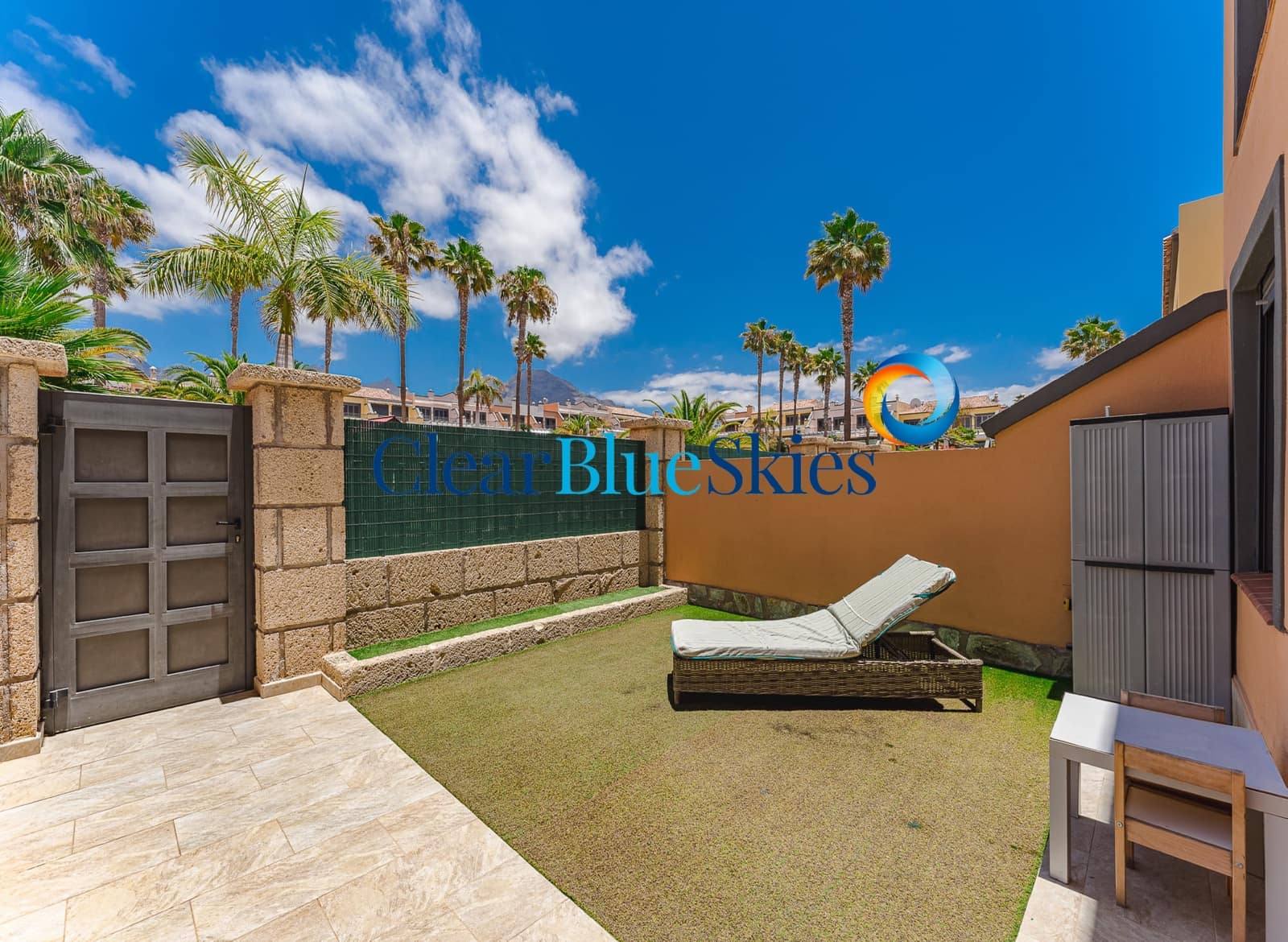 3 chambre Maison de Ville à vendre à La Caleta avec garage - 1 195 000 € (Ref: 9282718)