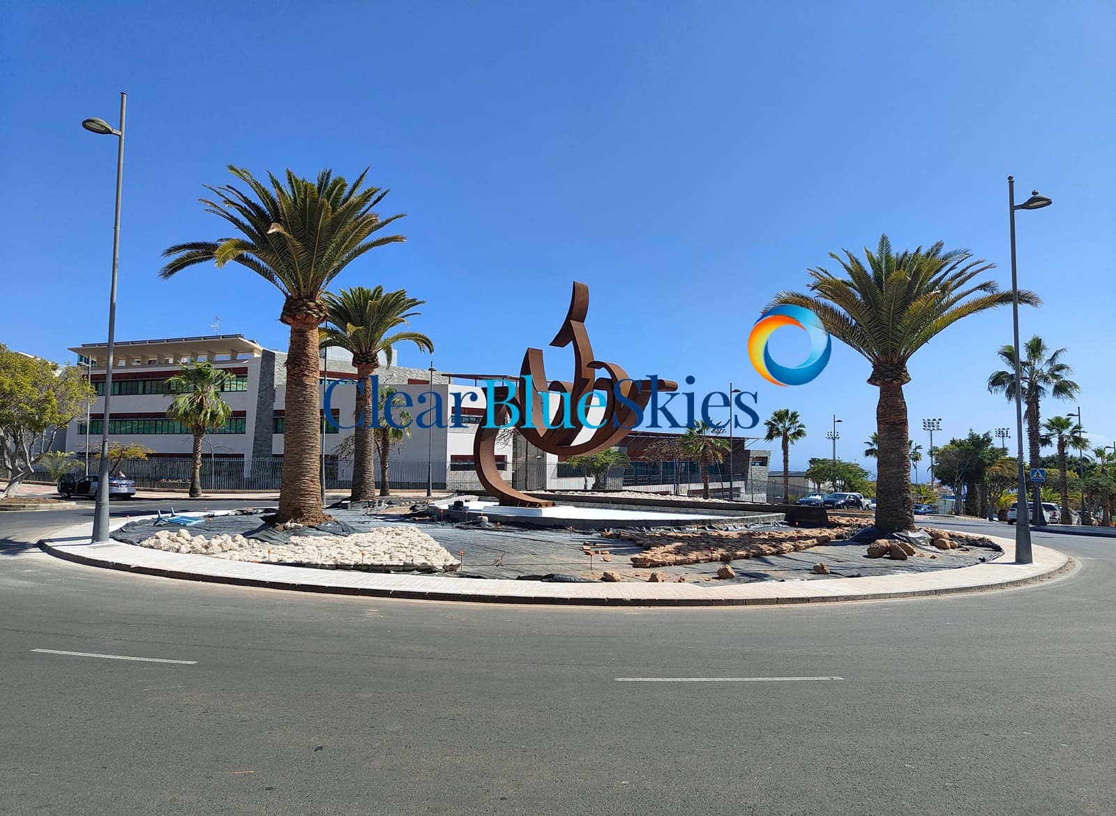 2 bedroom Apartment for sale in Adeje with pool garage - € 350,000 (Ref: 9283159)