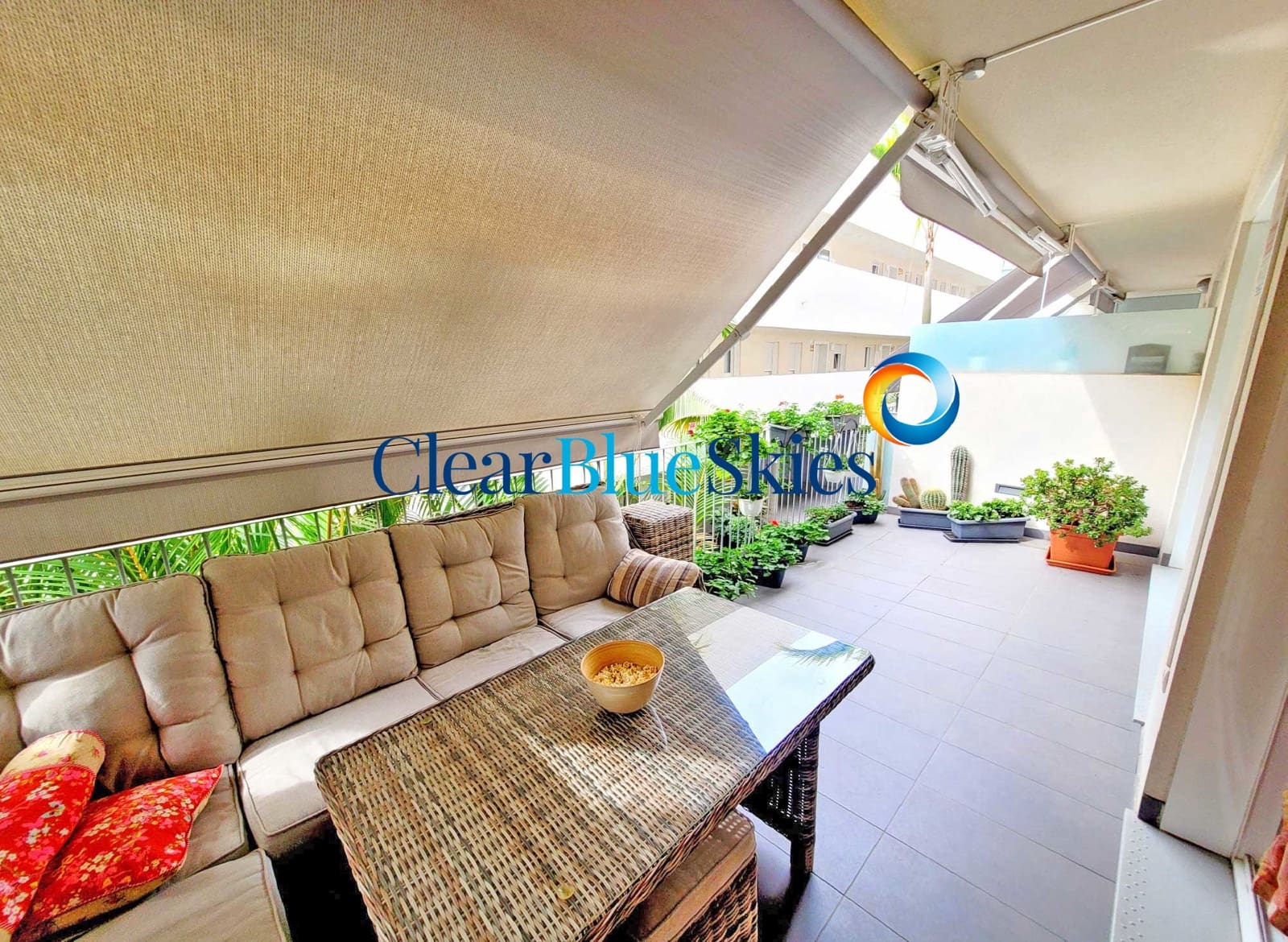 2 bedroom Apartment for sale in Adeje with pool garage - € 350,000 (Ref: 9283159)