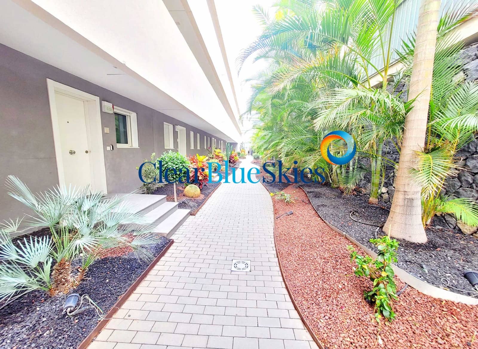 2 bedroom Apartment for sale in Adeje with pool garage - € 350,000 (Ref: 9283159)