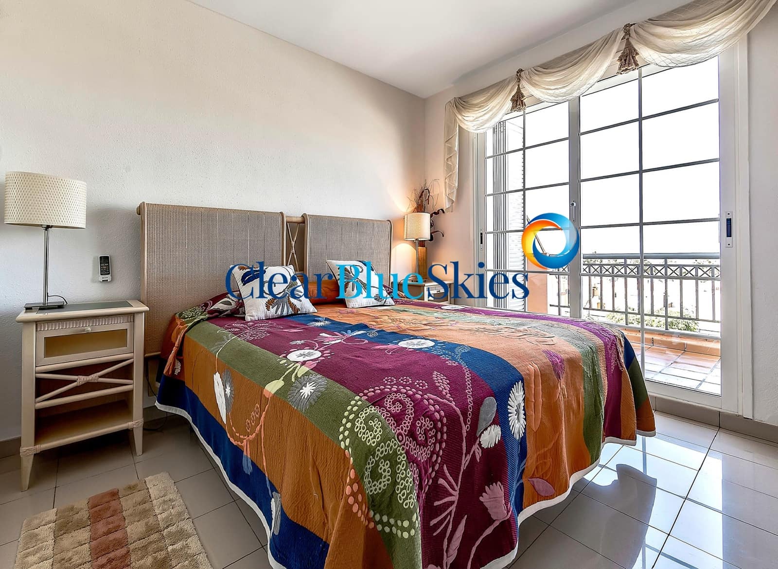 3 sypialnia Dom blizniak na sprzedaż w Playa del Duque z garażem - 920 000 € (Ref: 9283161)