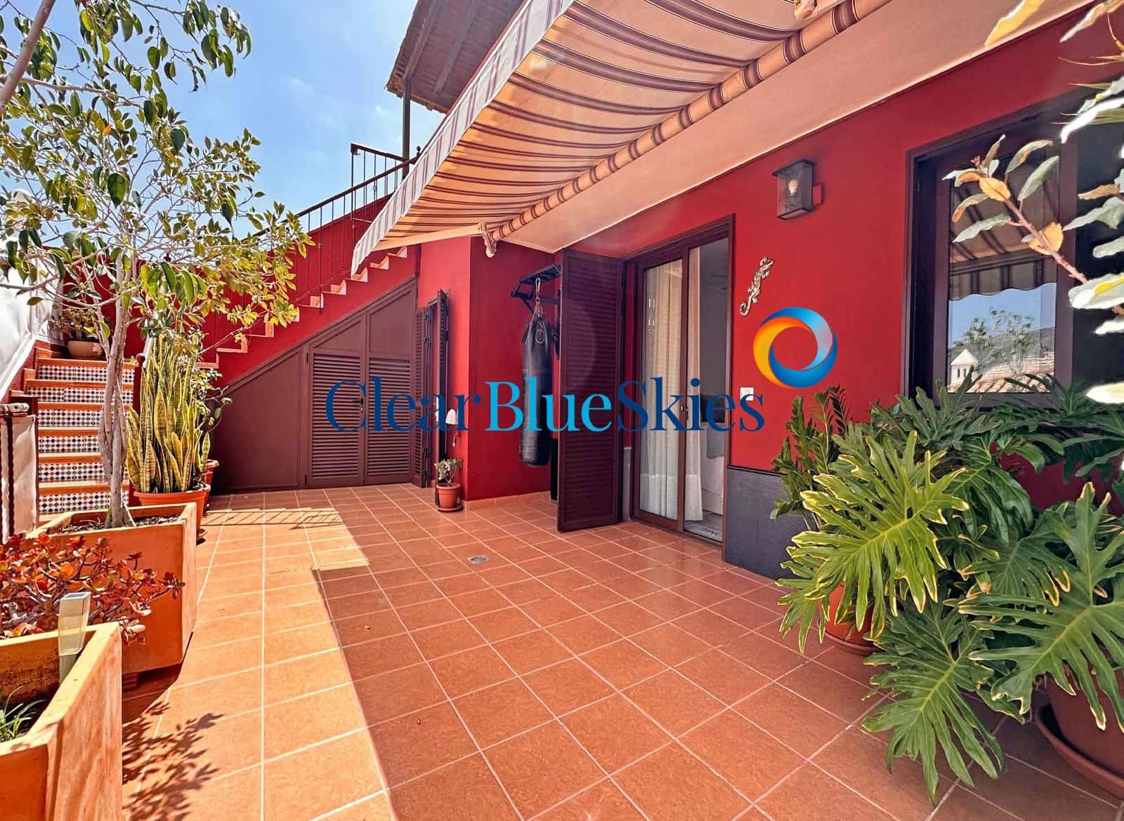 4 slaapkamer Huis te koop in El Madronal met zwembad garage - € 630.000 (Ref: 9340438)