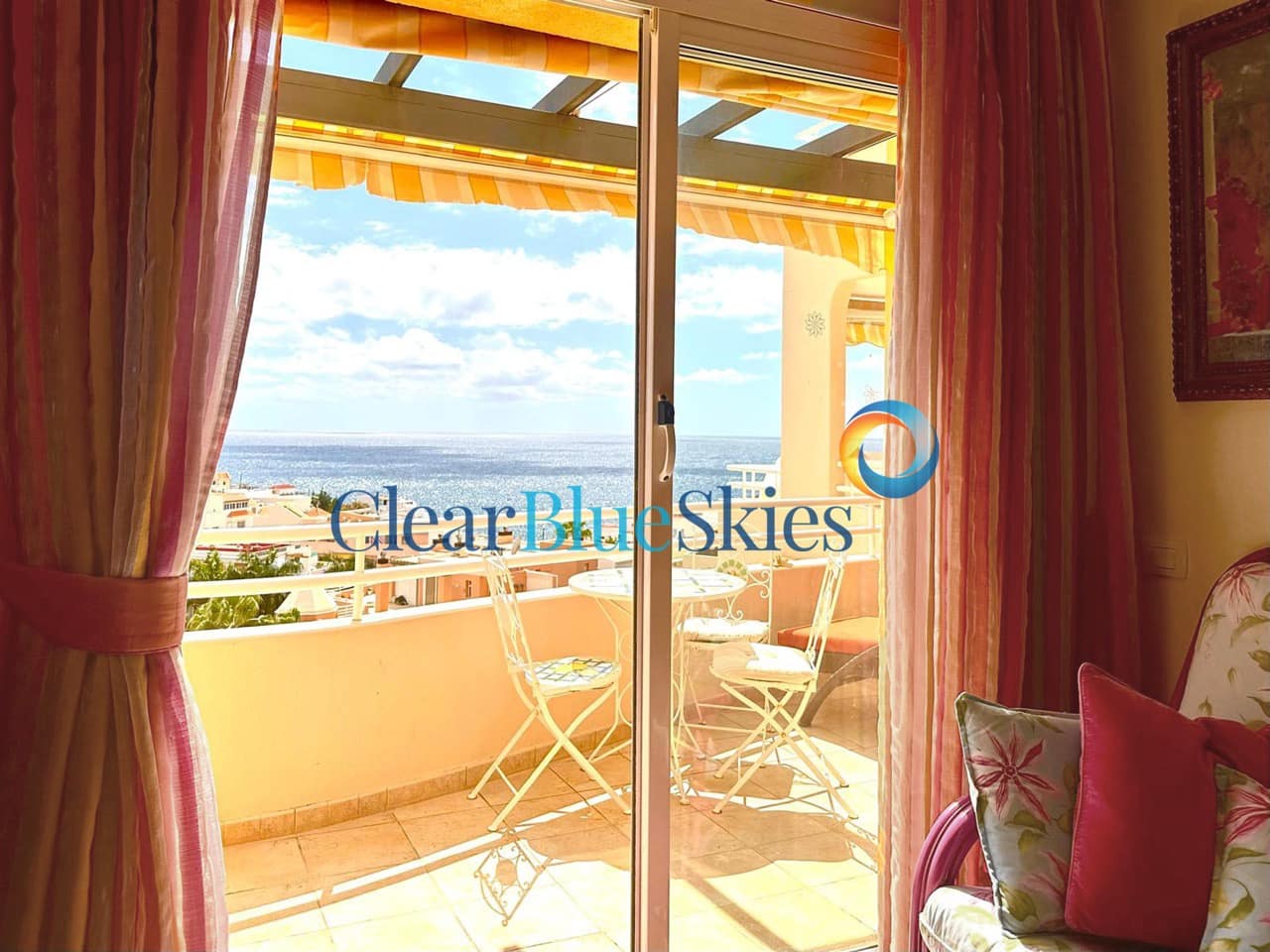 3 slaapkamer Appartement te koop in La Caleta met garage - € 790.000 (Ref: 9346586)