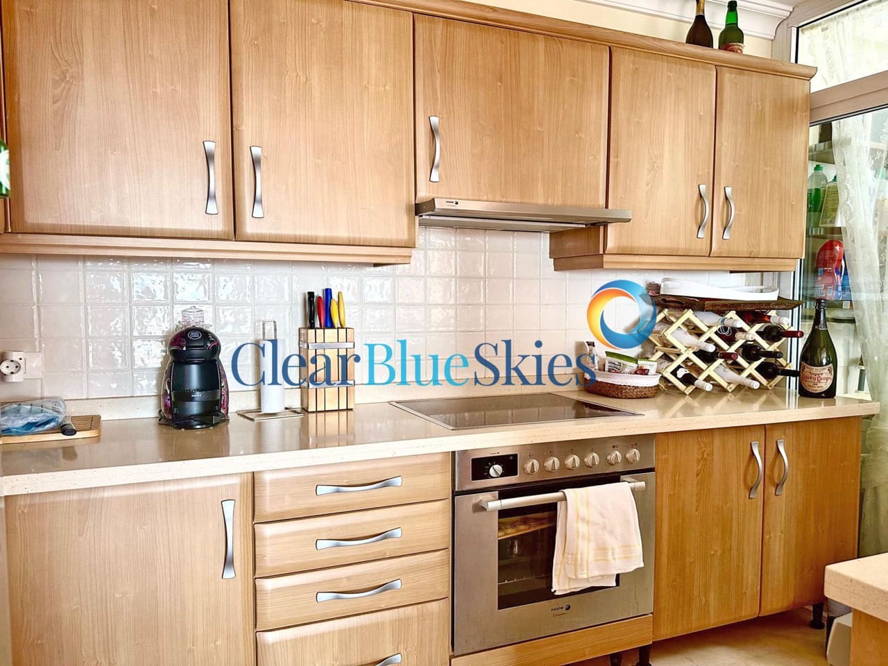 3 slaapkamer Appartement te koop in La Caleta met garage - € 790.000 (Ref: 9346586)