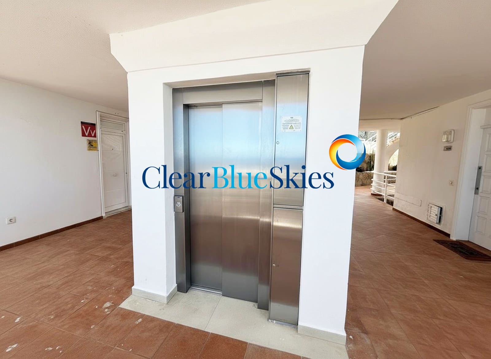 2 bedroom Apartment for sale in Costa Adeje - € 371,000 (Ref: 9352882)