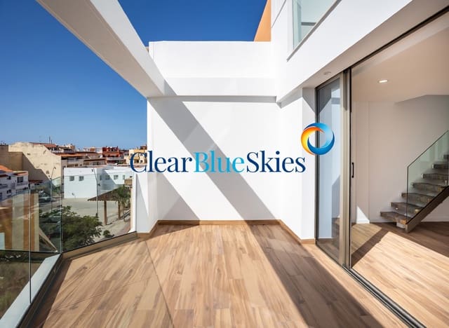 2 slaapkamer Appartement te koop in Puerto Santiago, Santiago del Teide met zwembad garage - € 455.000 (Ref: 9378442)