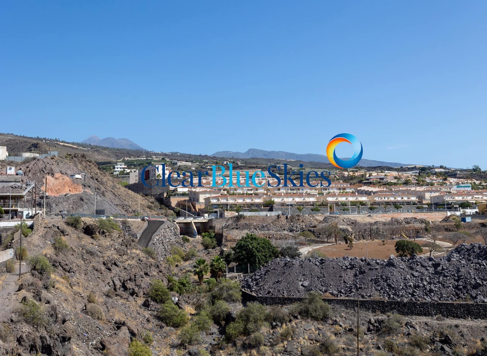 4 bedroom Penthouse for sale in Puerto Santiago with pool garage - € 1,150,000 (Ref: 9380057)